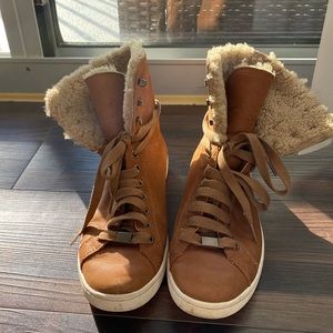 UGG Sneaker boots
